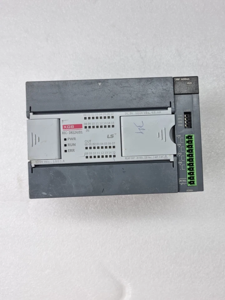 LS XGB XEC-DR32H/D1 CPU WITH XBF-AD04A A/D CONVERTER (USED)